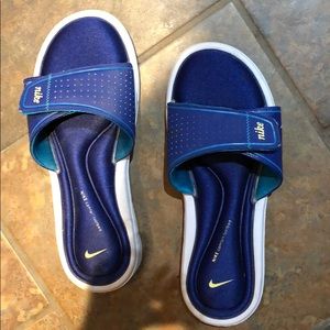 Nike slides